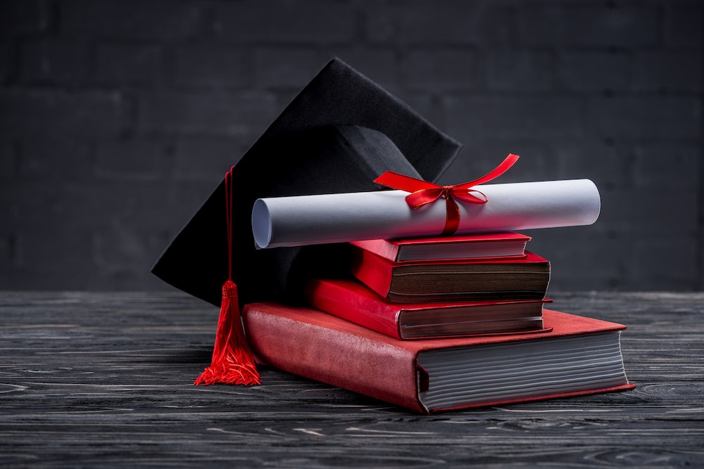 Décrocher son Diplôme Assistant De Vie aux Familles (ADVF): un parcours clé pour une carrière enrichissante