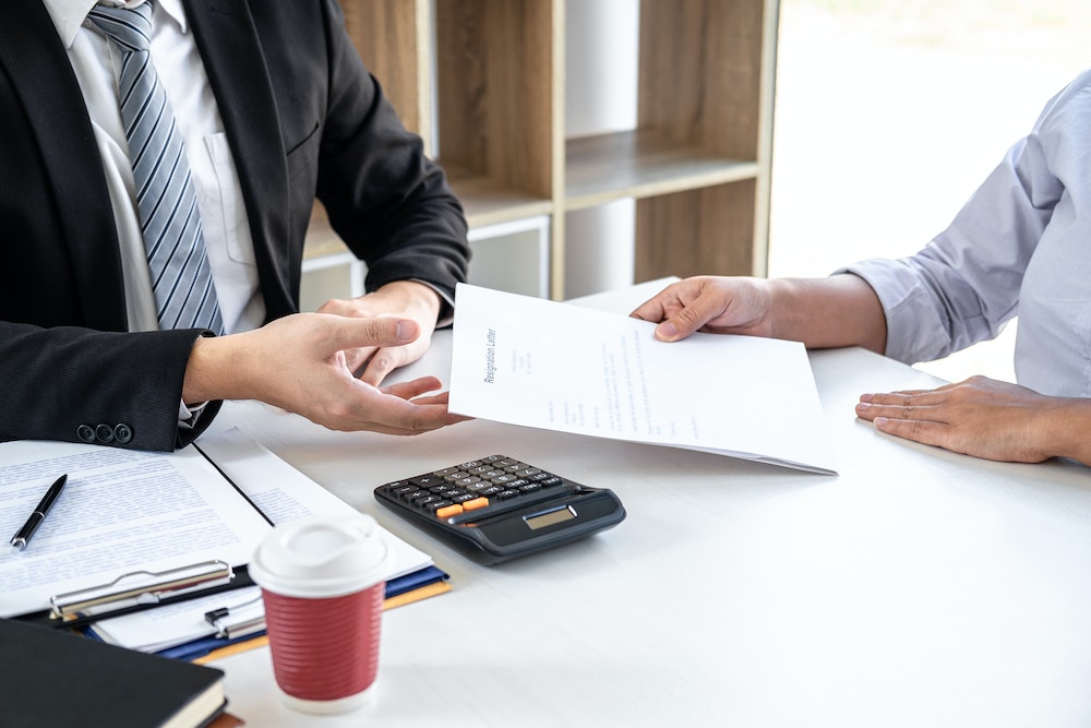 Rédiger une lettre de démission : mode d'emploi et conseils
